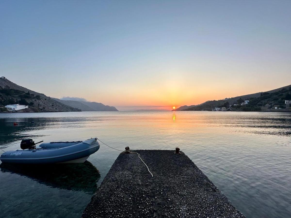 Symi . Villa Calme Экстерьер фото