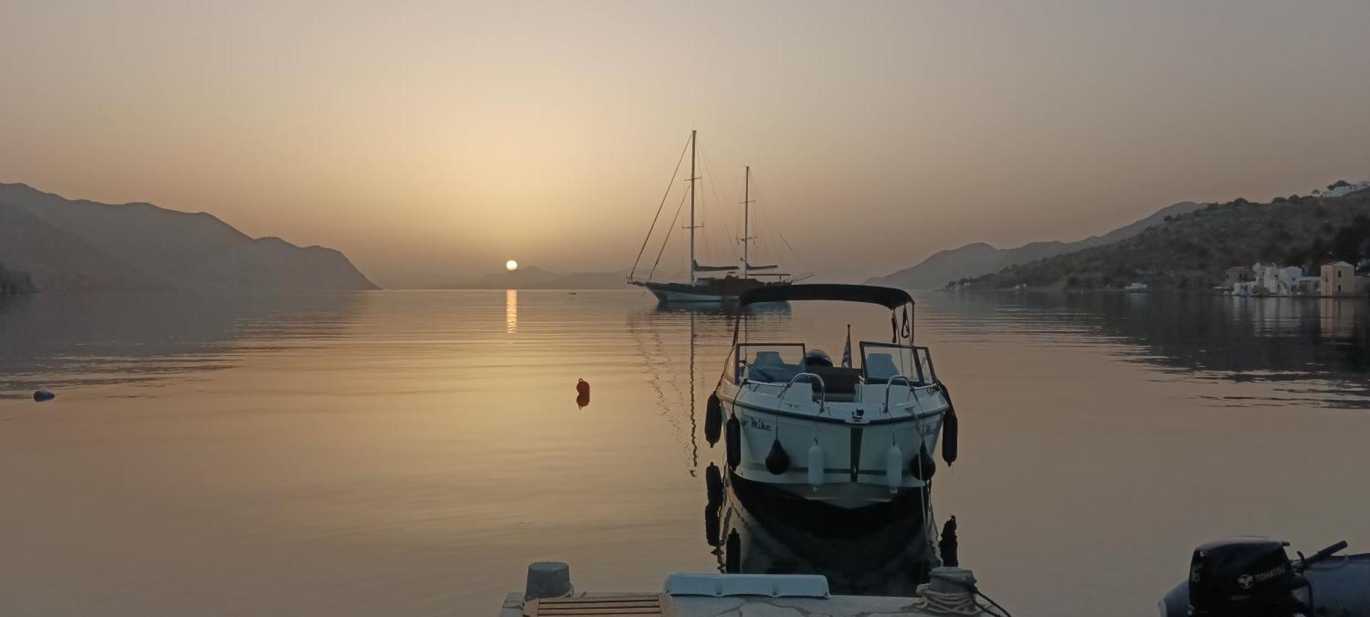 Symi . Villa Calme Экстерьер фото